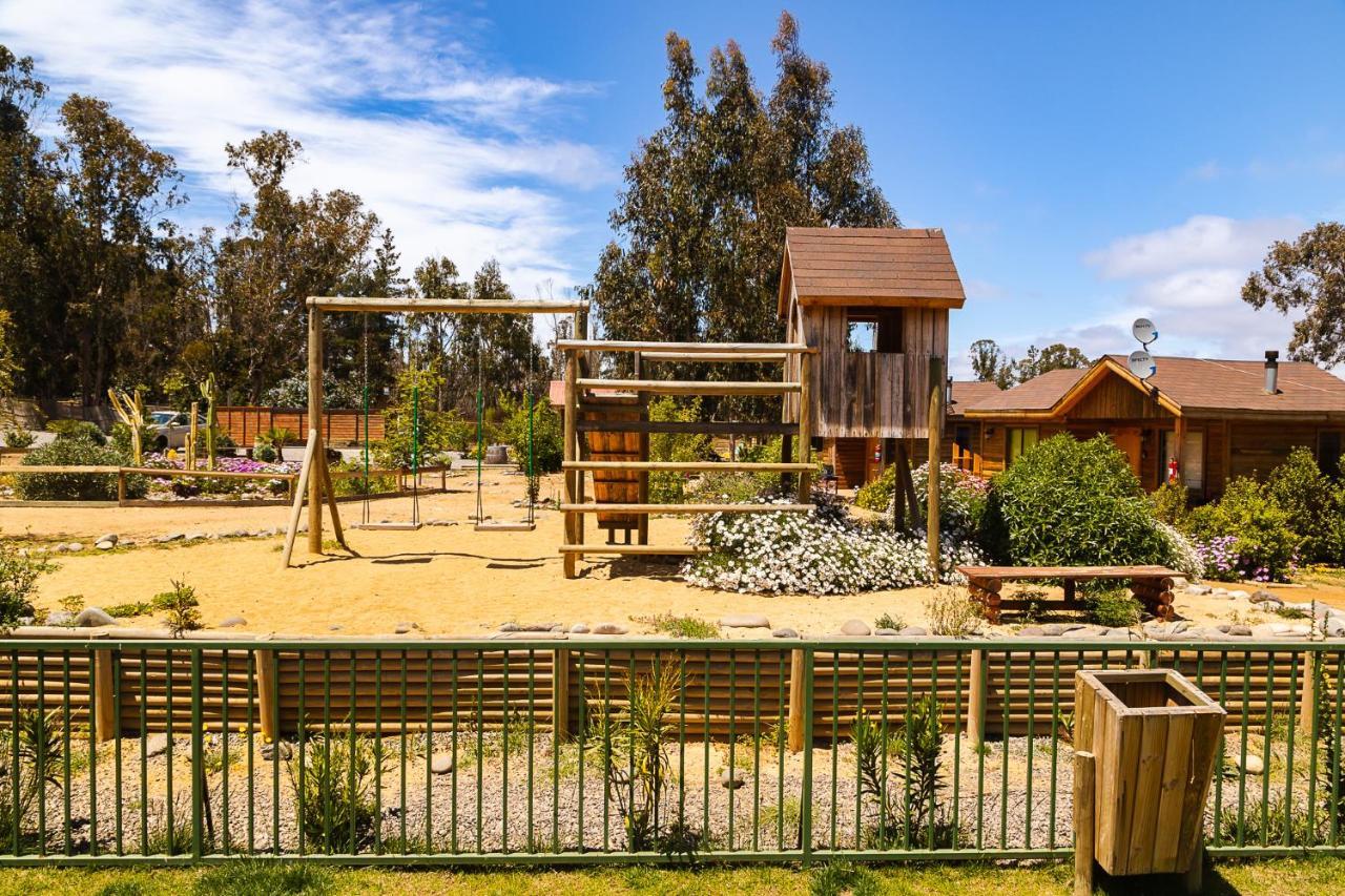Cabana En Tunquen Con Parrilla, Fogon, Piscina Y Bosque Luaran gambar