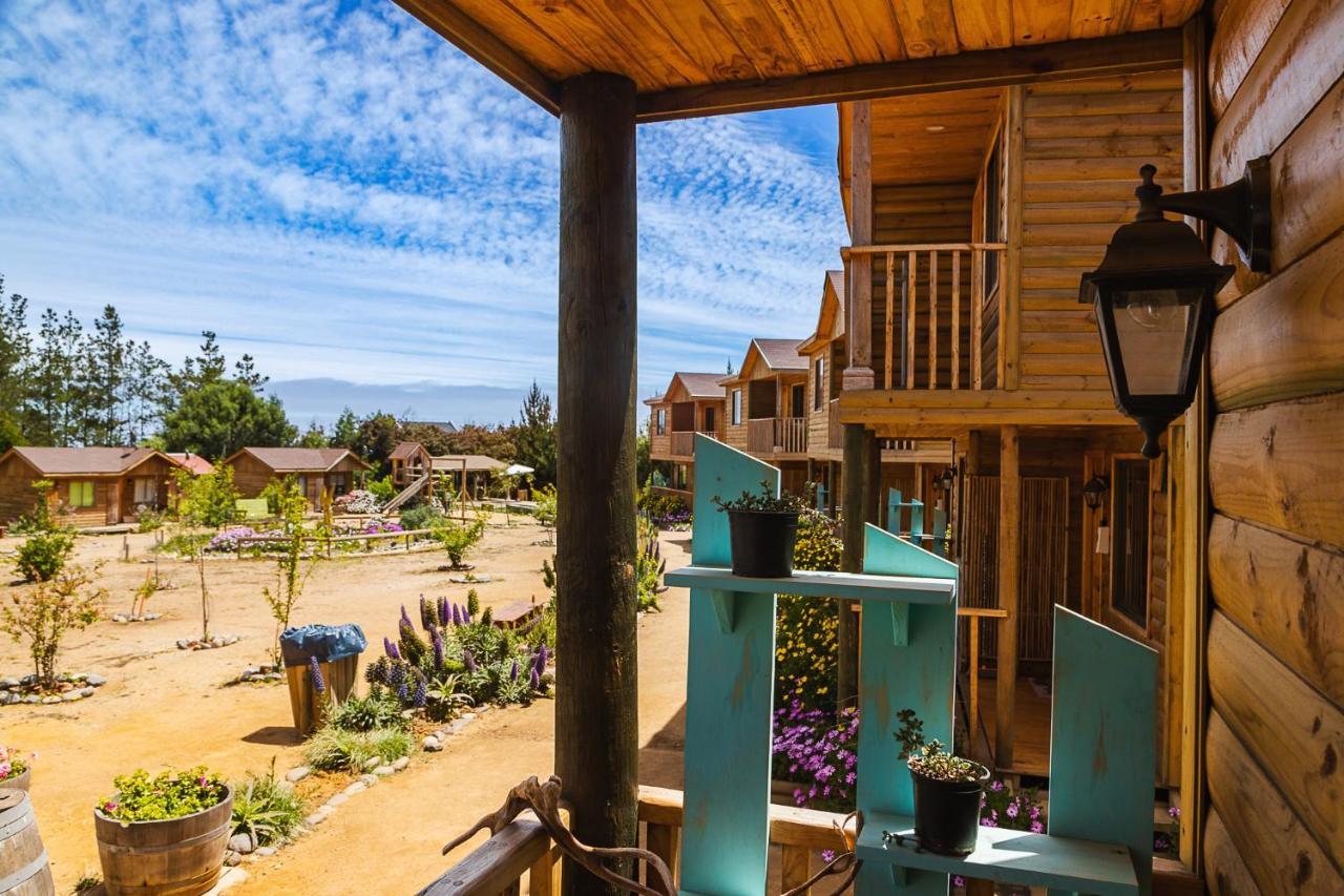 Cabana En Tunquen Con Parrilla, Fogon, Piscina Y Bosque Luaran gambar